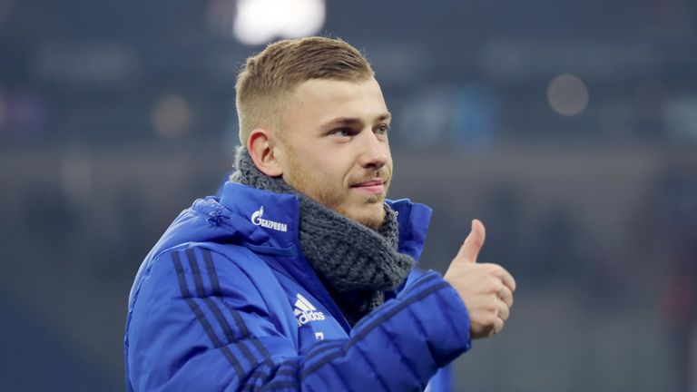 Crystal Palace are in talks to sign Max Meyer 