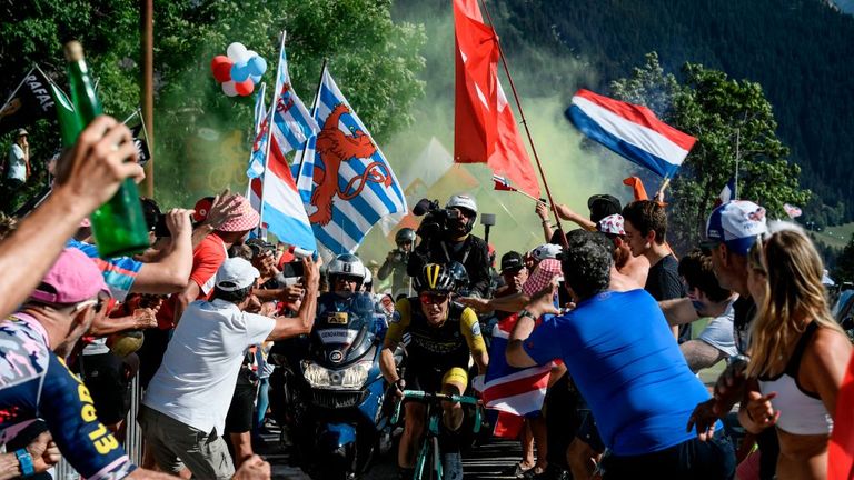 Netherlands' Steven Kruijswijk rides through spectators in the ascent to l'Alpe d'Huez during the 12th stage of the 2018 Tour de France