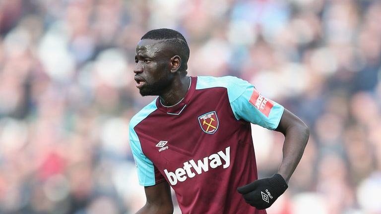 Cheikhou Kouyate during the Premier League match between West Ham United and Southampton at London Stadium on March 31, 2018 in London, England.