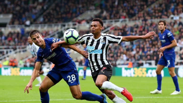 Cesar Azpiliceuta tussles with Jacob Murphy