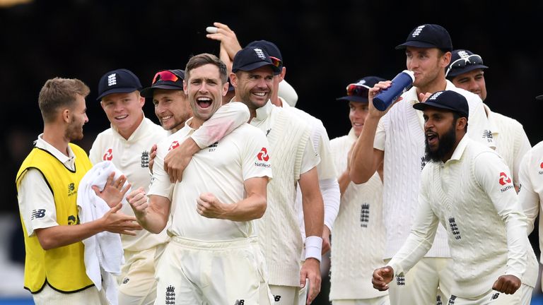 Chris Woakes is congratulated after dismissing Hardik Pandya