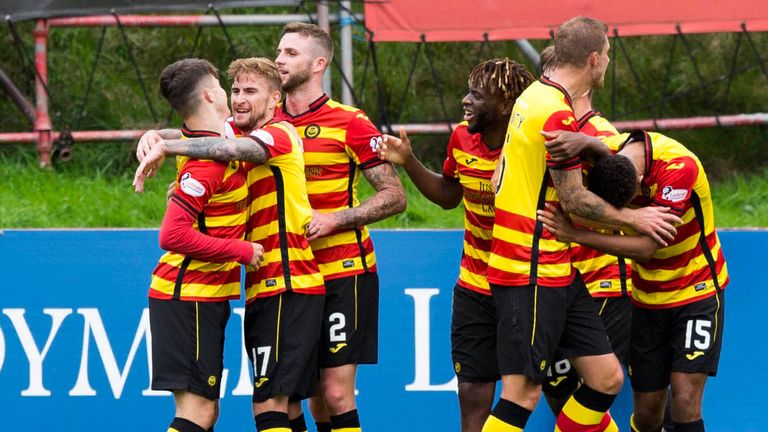 Partick Thistle's Andrea Mbuyi-Mutombo (centre right) celebrates scoring his 
