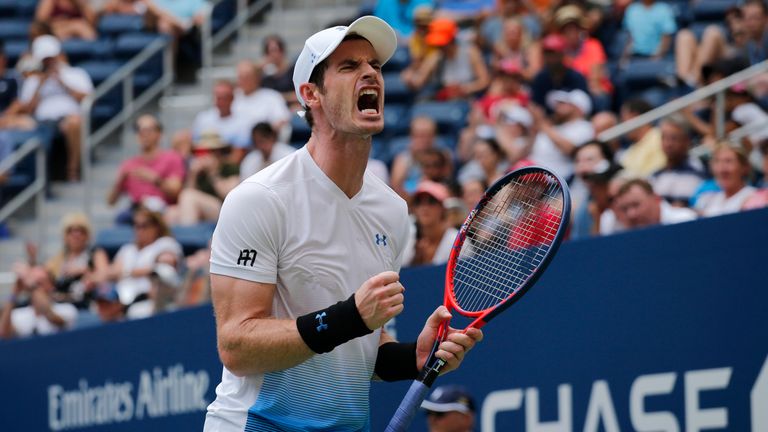 Andy Murray of Great Britain celebrates a point over James Duckworth of Australia during their 2018 US Open men&#39;s tennis match August 27, 2018 in New York. 