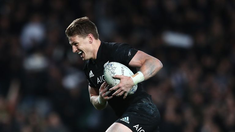 Beauden Barrett scored 30 points to lead New Zealand to victory