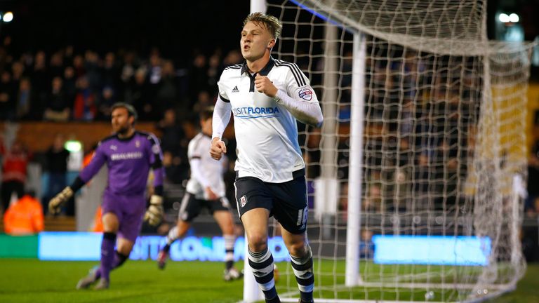 Barnsley have signed Cauley Woodrow from Fulham on loan