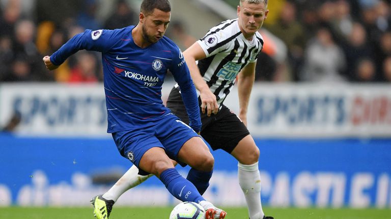 Eden Hazard holds off Matt Ritchie