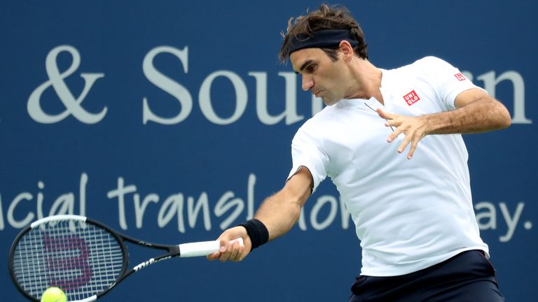 Roger Federer continued his mastery over Stan Wawrinka, but not before getting a fright en route to a 6-7(2) 7-6(6) 6-2 quarter-final victory at the Cincinnati Masters on Friday.
