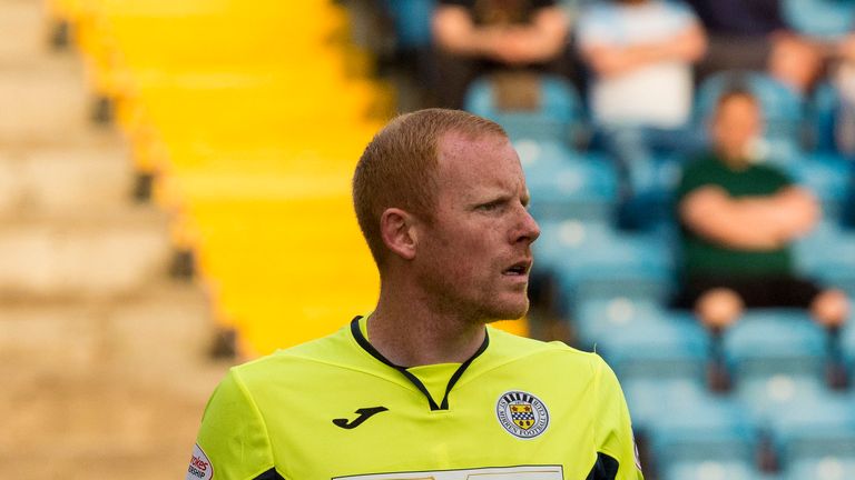 St Mirren goalkeeper Craig Samson saved a penalty at 1-1 last week against Dundee before his side went on to in 2-1. 