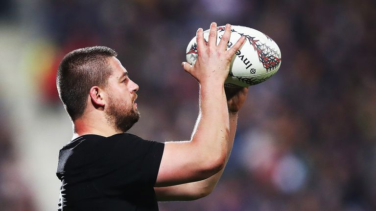 Dane Coles prepares for a lineout in the 2017 Rugby Championship 