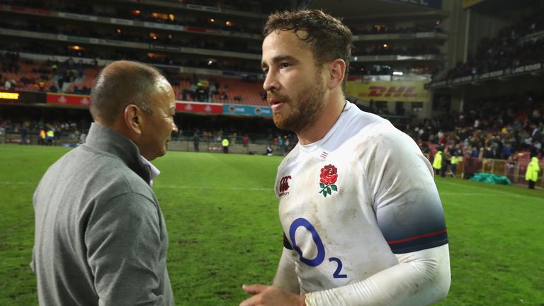 Eddie Jones,(L) celebrates wtih Danny Cipriani after England&#39;s win against South Africa in Cape Town