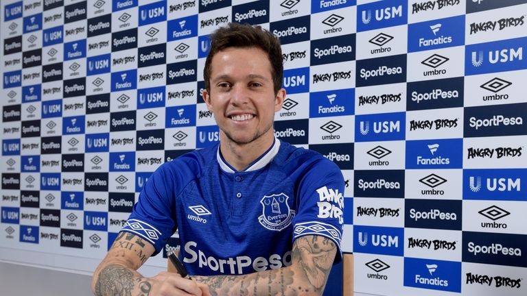 Bernard signs for Everton