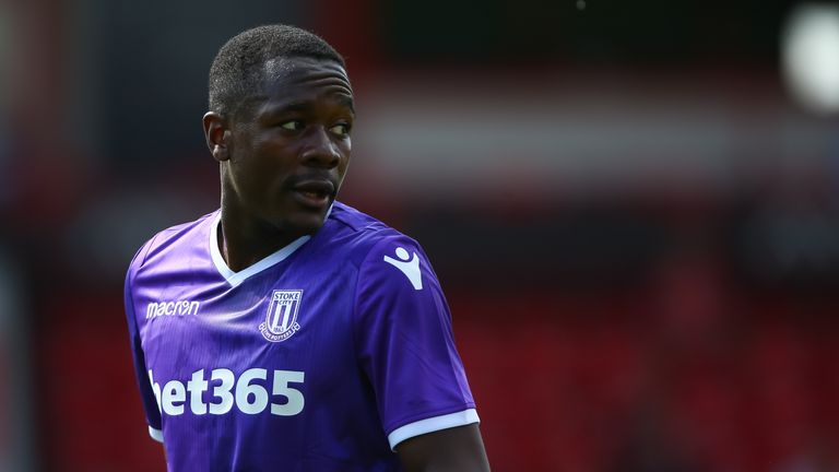 Stoke's Giannelli Imbula has joined Rayo Vallecano on a season-long loan