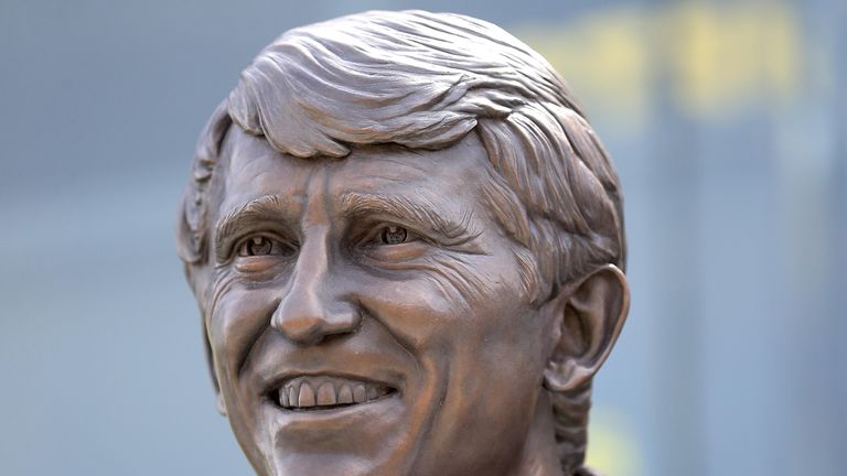 Watford have unveiled a statue of Graham Taylor outside of Vicarage Road