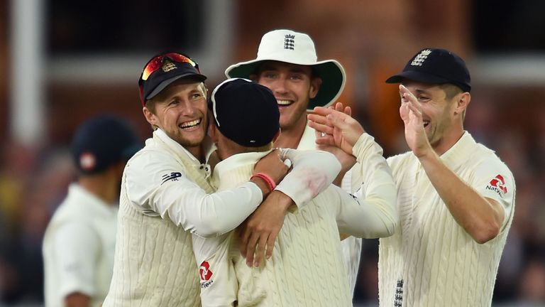Ollie Pope runs out Cheteshwar Pujara