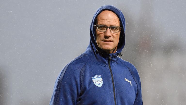 John Mitchell looks on before a Bulls match