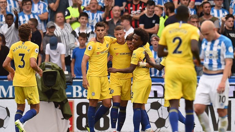Jorginho celebrates with teammates after scoring Chelsea's second goal
