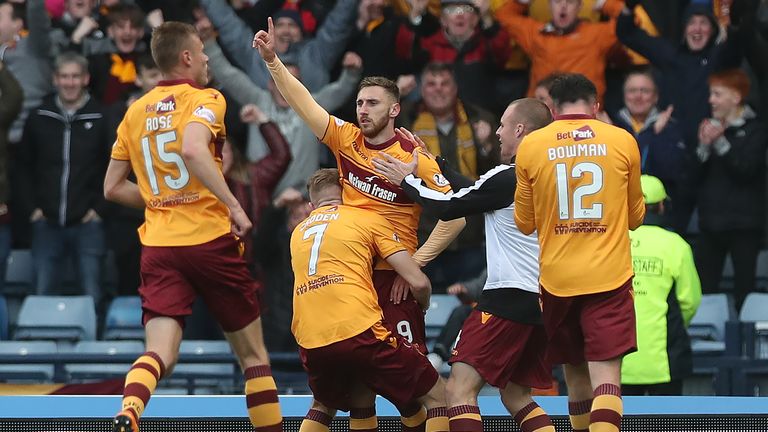 GLASGOW, SCOTLAND - OCTOBER 22: Louis Moult of Motherwell celebrates scoring his second goal during the Betfred League Cup Semi Final between Rangers and Motherwell at Hampden Park on October 22, 2017 in Glasgow, Scotland. (Photo by Ian MacNicol/Getty Images)