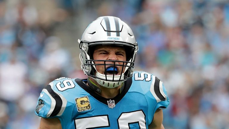 during their game at Bank of America Stadium on November 5, 2017 in Charlotte, North Carolina.