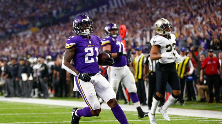 Jerick McKinnon during the first half of the NFC Divisional Playoff game at U.S. Bank Stadium on January 14, 2018 in Minneapolis, Minnesota.