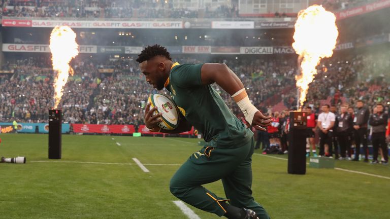 Siya Kolisi, the first non white South Africa Springbok captain leads out his team during the first test match between South Africa and England at Elllis Park on June 9, 2018 in Johannesburg, South Africa