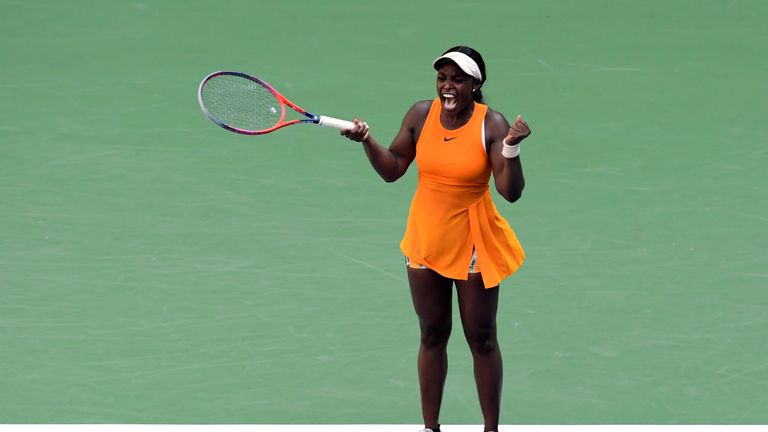 Sloane Stephens celebrates after battling her way into the third round at Flushing Meadow