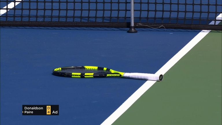 Paire throws Tennis racket