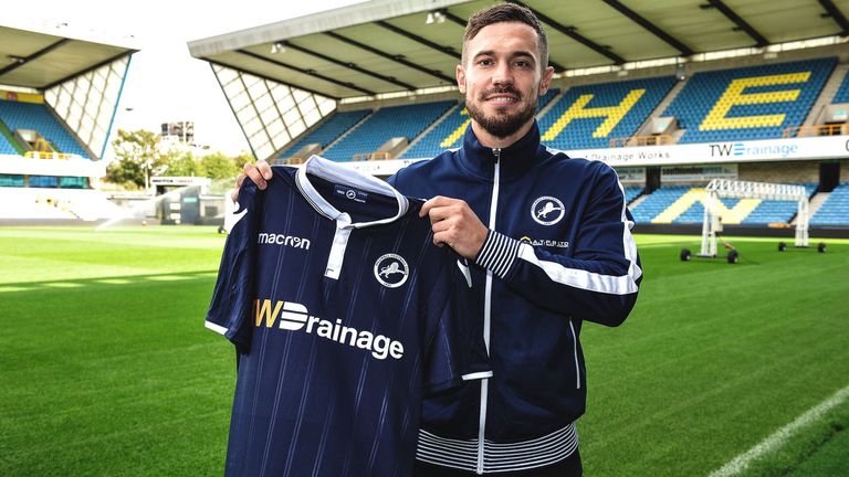 Tom Bradshaw says Millwall is the 'perfect move' for him (Picture courtesy of Millwallfc.co.uk)