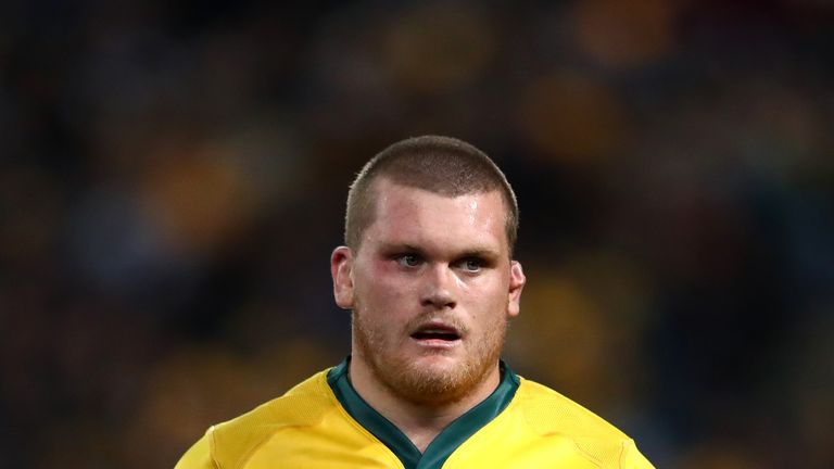 Tom Robertson has been left out of Australia's starting line-up for Saturday's game in Auckland 