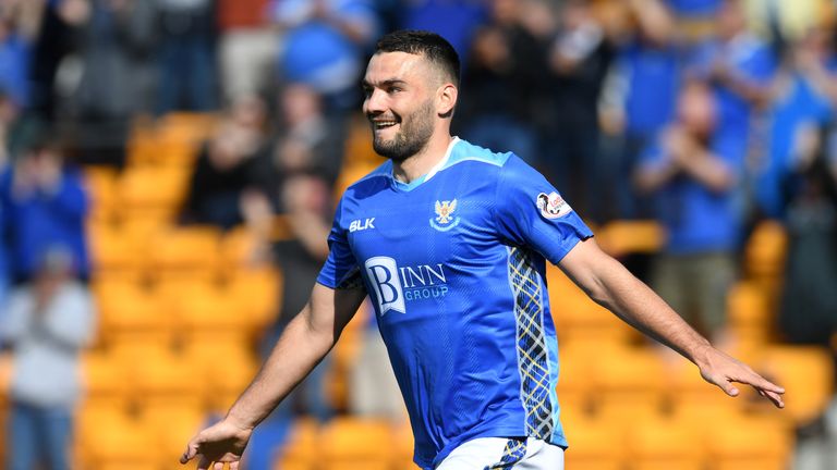 St Johnstone's Tony Watt celebrates his goal against Dundee