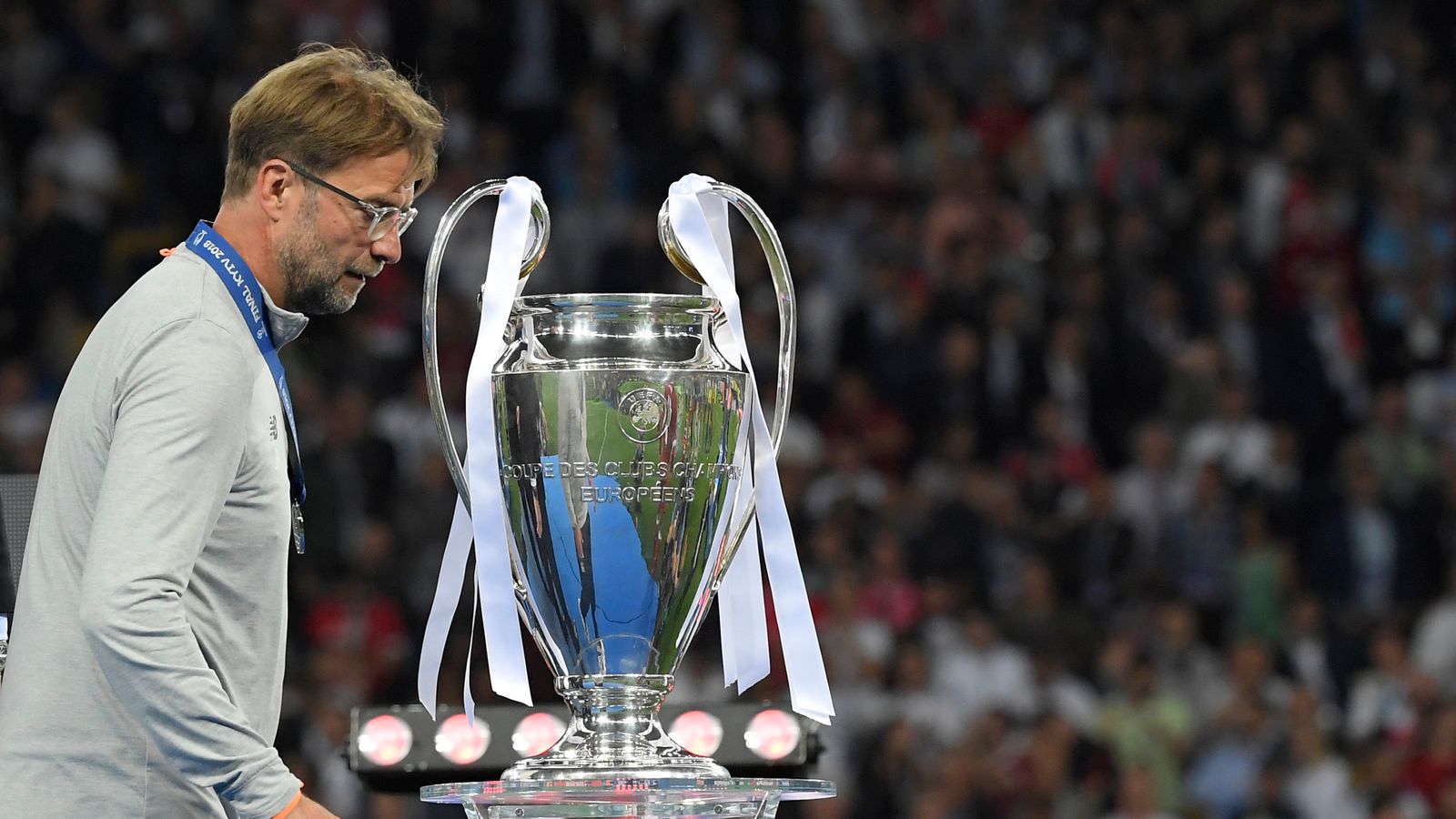 The Tottenham legend has approached Klopp with a proposal to replay the  2018/19 UCL final