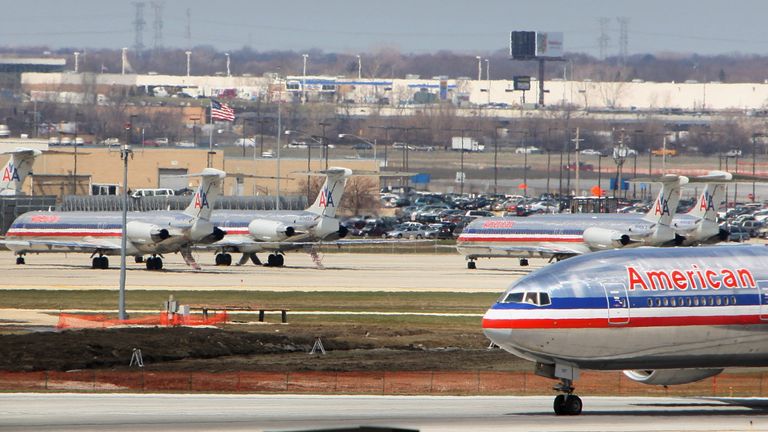 Alfie Hewett's flight with American Airlines was delayed