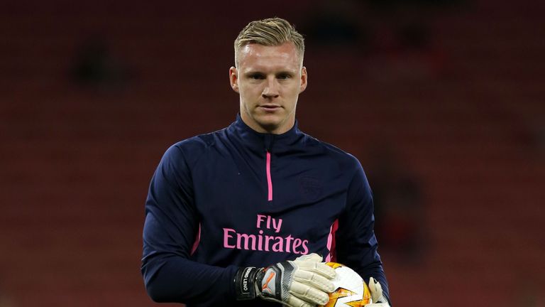 Bernd Leno warming up for Arsenal against Vorskla before their Europa League  game