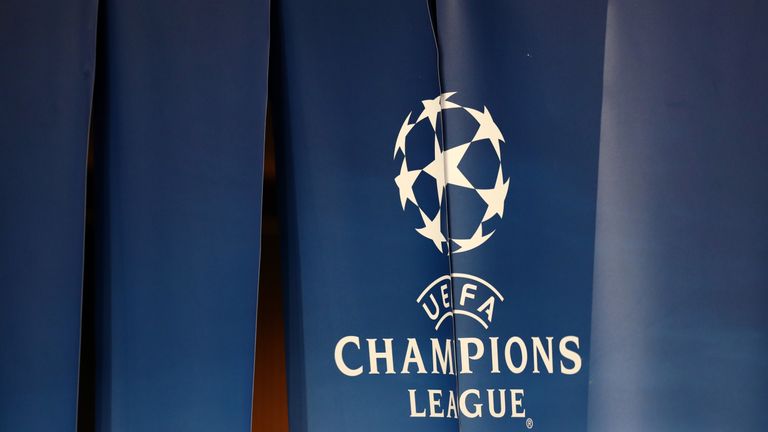 General view of the UEFA Champions league logo during the UEFA Champions League group B match between Paris Saint-Germain and Celtic FC at Parc des Princes on November 22, 2017 in Paris, France. (Photo by Catherine Ivill/Getty Images)