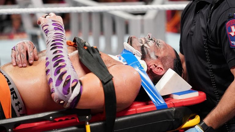 Jeff Hardy left his Hell In A Cell match against Randy Orton on a stretcher