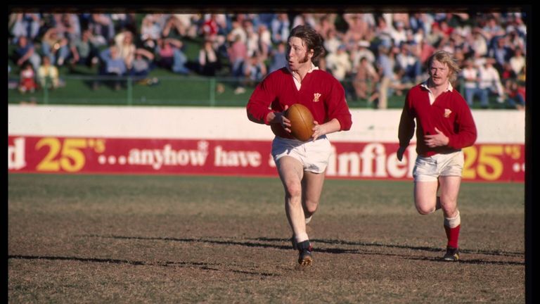 JPR WIlliams of Wales runs the ball