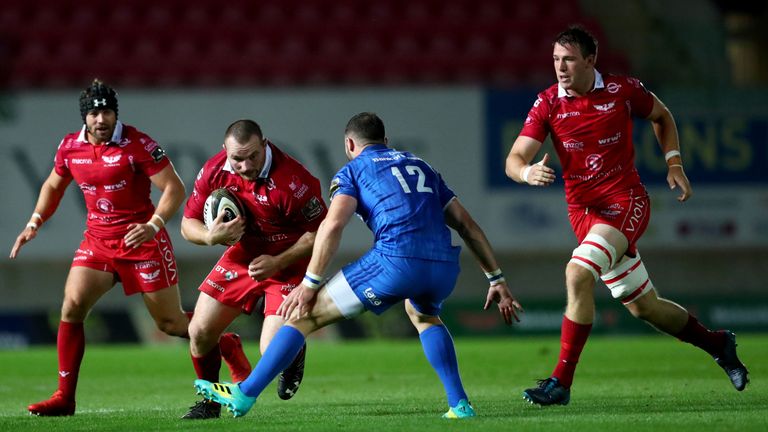 Guinness PRO14, Parc y Scarlets, Llanelli, Wales 8/9/2018.Scarlets vs Leinster.Scarlets' Ken Owens and Robbie Henshaw of Leinster.Mandatory Credit ..INPHO/James Crombie