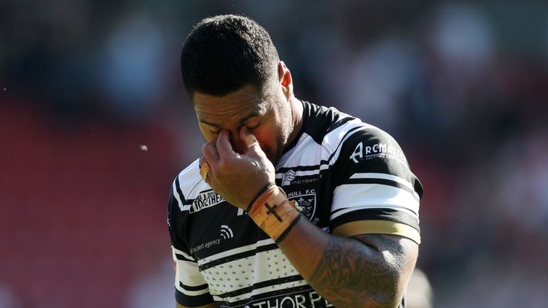 Picture by Paul Currie/SWpix.com - 03/06/2018 - Rugby League - Ladbrokes Challenge Cup - St Helens v Hull FC - The Totally Wicked Stadium, Langtree Park, St Helens, England - Mickey Paea of Hull FC looks dejected at the end of the match