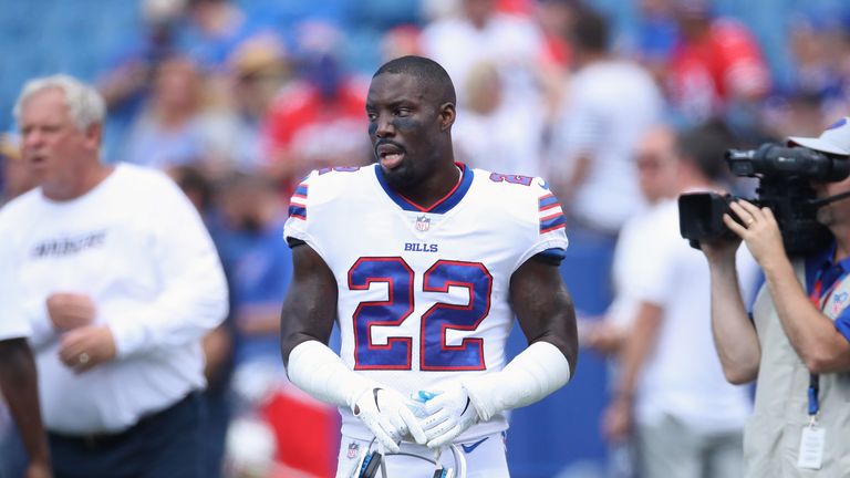 Vontae Davis of the Buffalo Bills during pre-game warmups prior to the start of the game against the Los Angeles Chargers