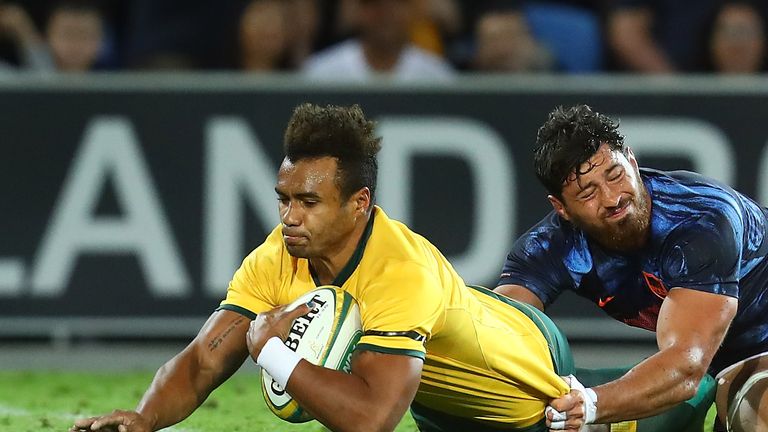 Will Genia scoring for Australia against Argentina in the Rugby Championship