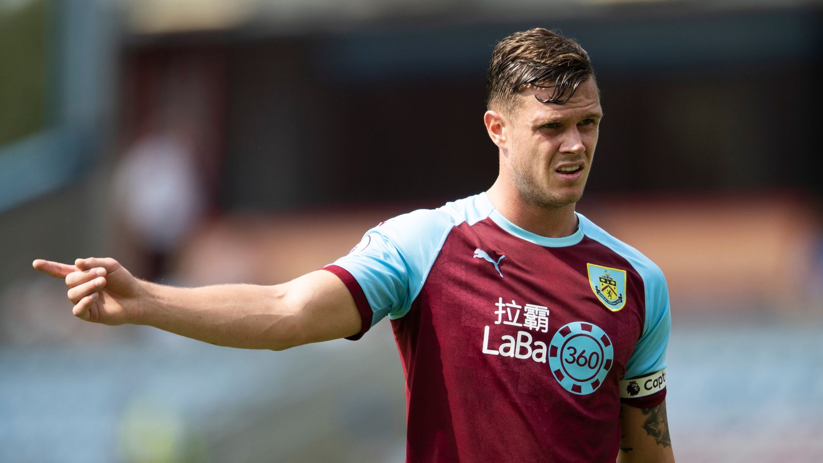 Burnley Defender Kevin Long Signs New Contract Until 2021 Football