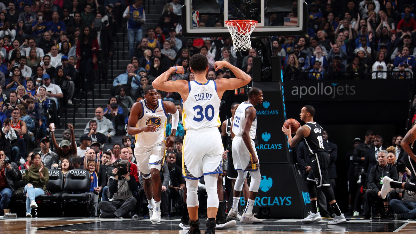 Watch Steph Curry Sets Nba Record For Successive Games With More Than Five Three Pointers Nba