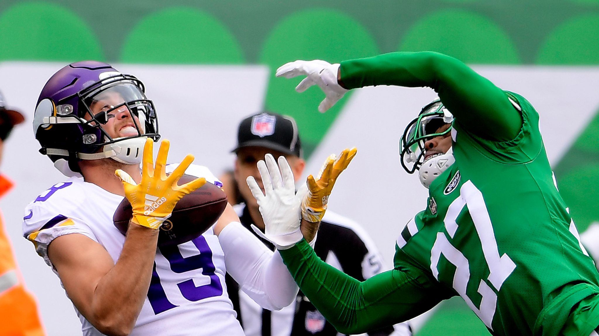 Minnesota Vikings 37-17 New York Jets: Adam Thielen equals NFL receiving  record in win, NFL News