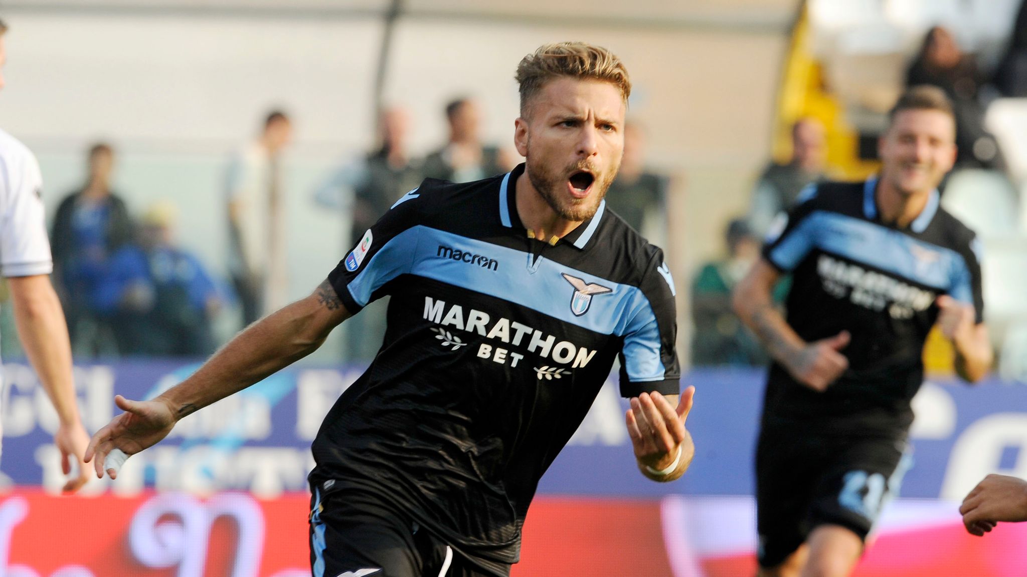 Serie A round up In form Lazio leave it late to beat Parma