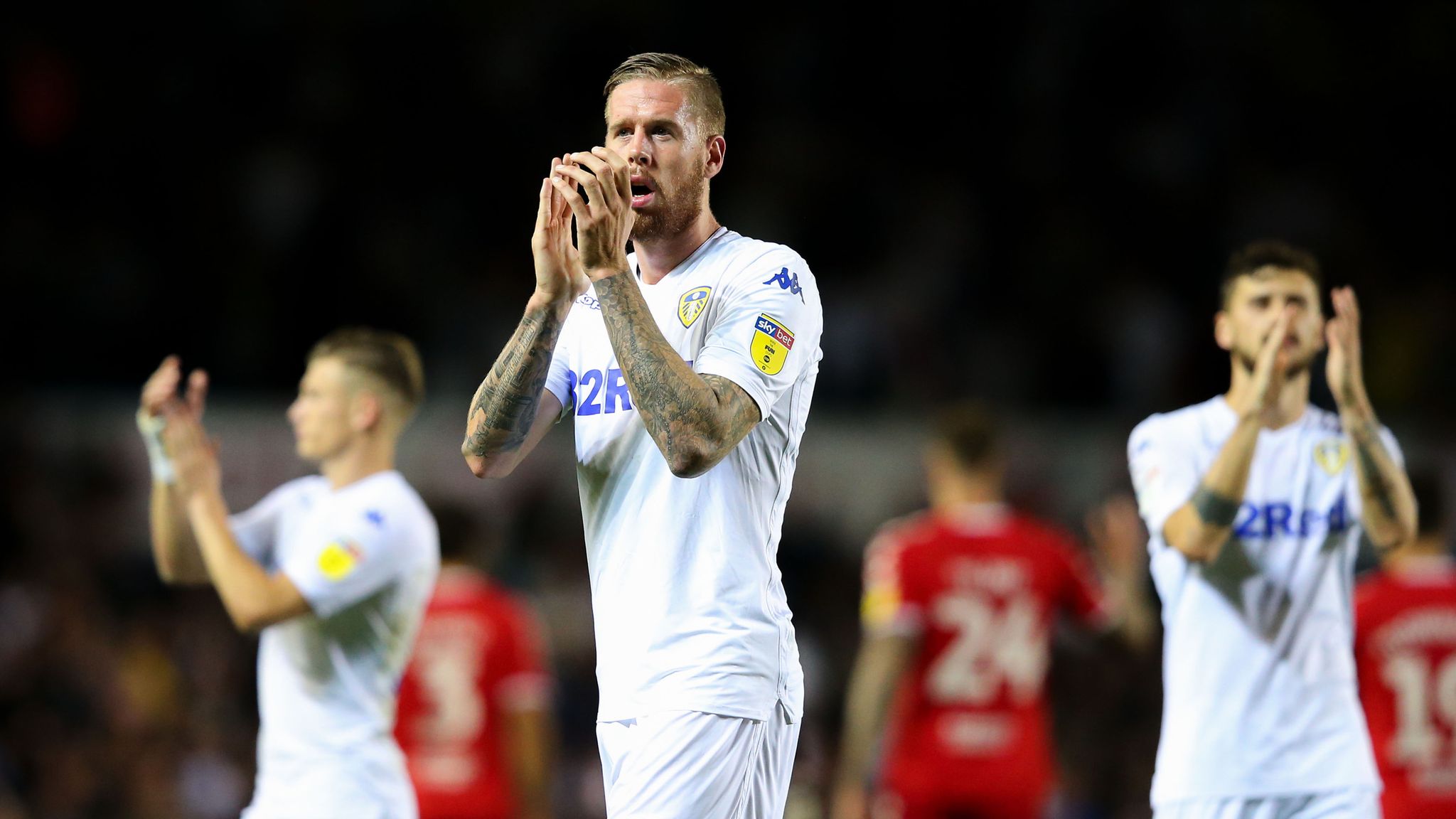 Leeds United's Pontus Jansson sidelined for three weeks with knee injury |  Football News | Sky Sports