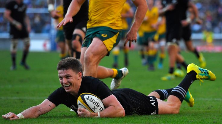 Beauden Barrett scoring a try for New Zealand in the third Bledisloe Cup Test in Japan