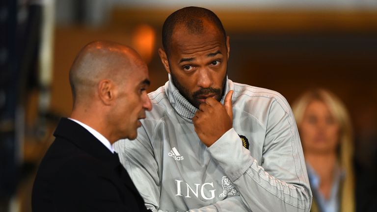 Roberto Martinez and Thierry Henry chat