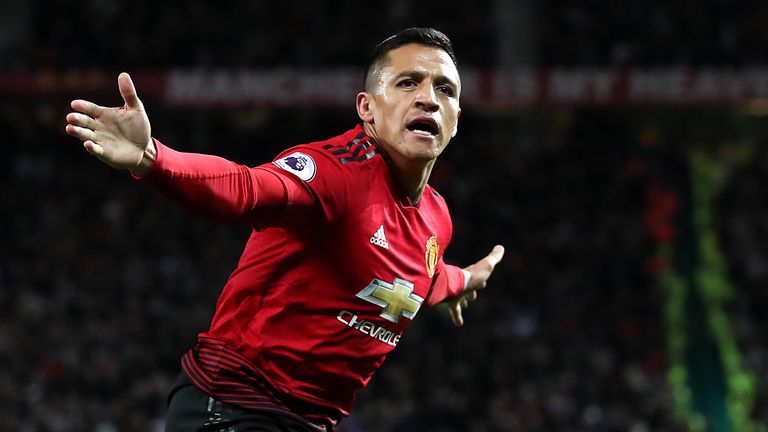 Alexis Sanchez celebrates after scoring the winner for Manchester United against Newcastle