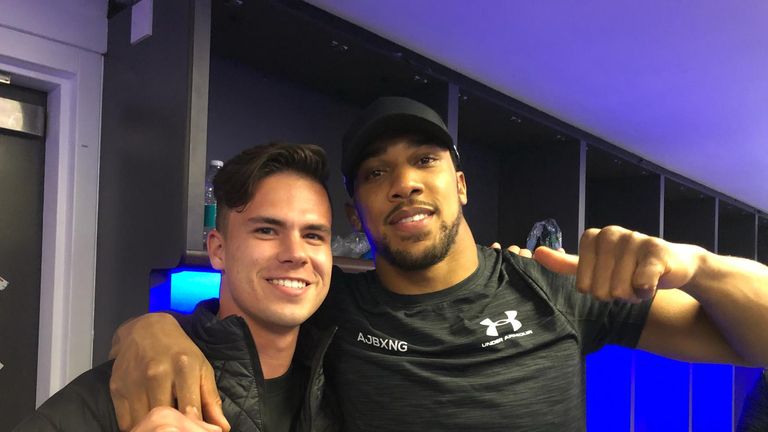 Daniel Altmaier catches up with his boxing idol after a hard day's work at Wembley