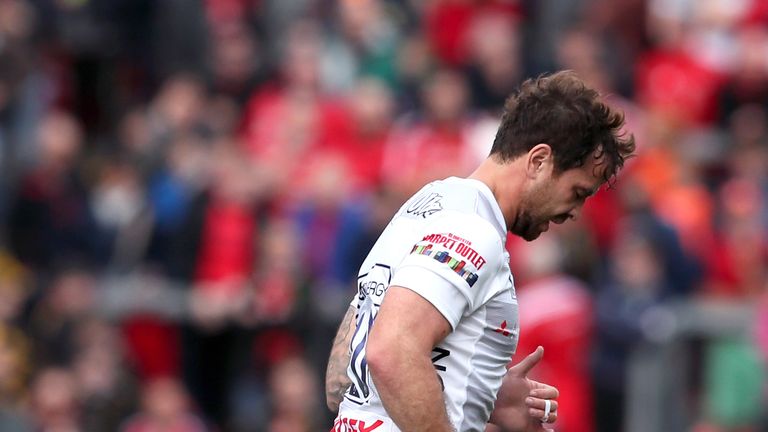 Cipriani was forced to watch on as Munster plundered in the tries