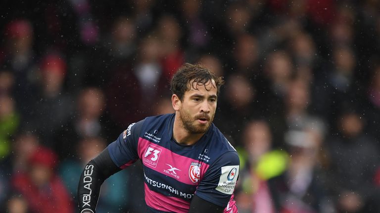 Danny Cipriani attacking for Gloucester against Castres in the Heineken Champions Cup